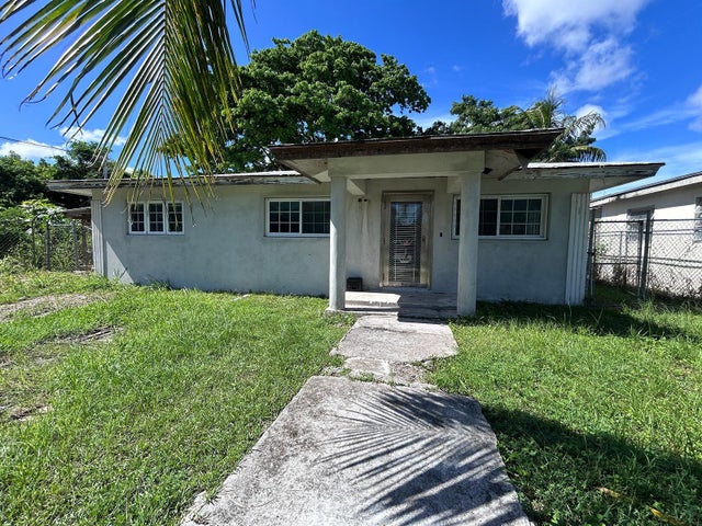 Palm Sunday Court, New Providence/Paradise Island