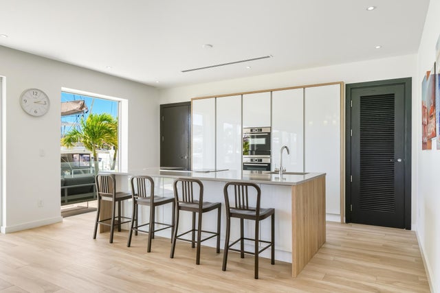 One Marina 204, New Providence/Paradise Island