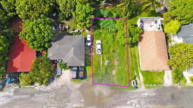 Jacaranda Street, New Providence/Paradise Island