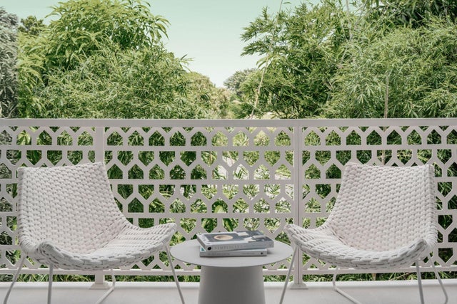 Westend H7, New Providence/Paradise Island