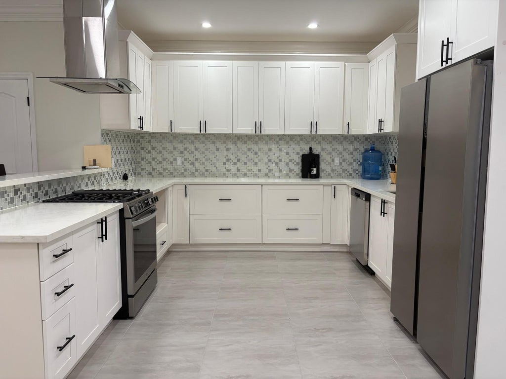 Eneas Avenue 2, New Providence/Paradise Island