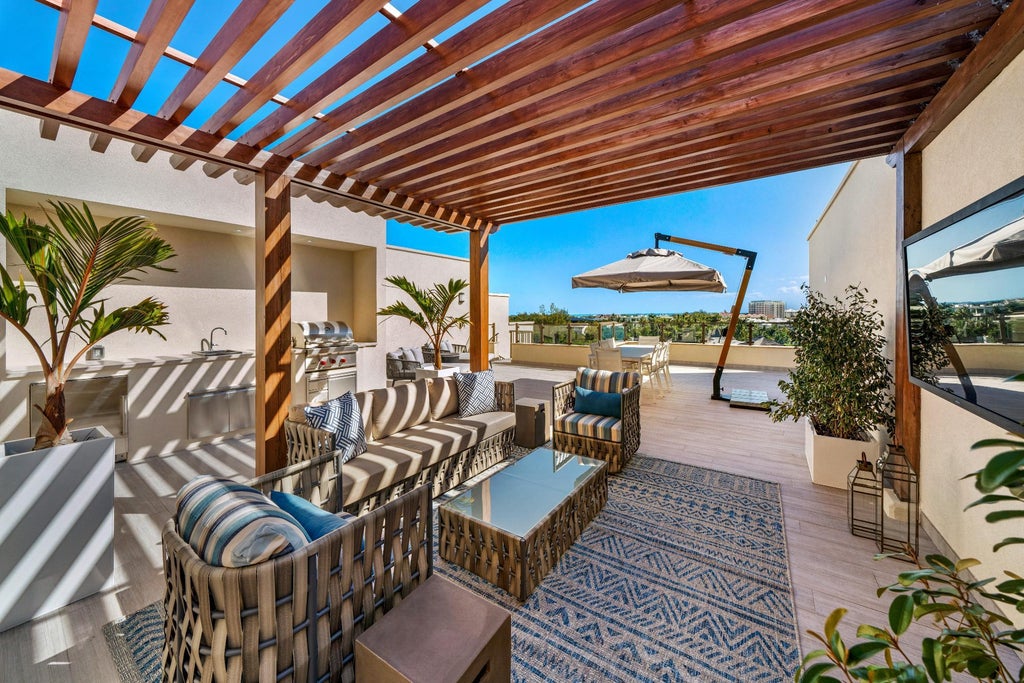 Ph5 Thirty Six For Rent, New Providence/Paradise Island