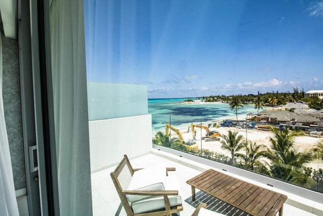 Goldwynn 331, New Providence/Paradise Island