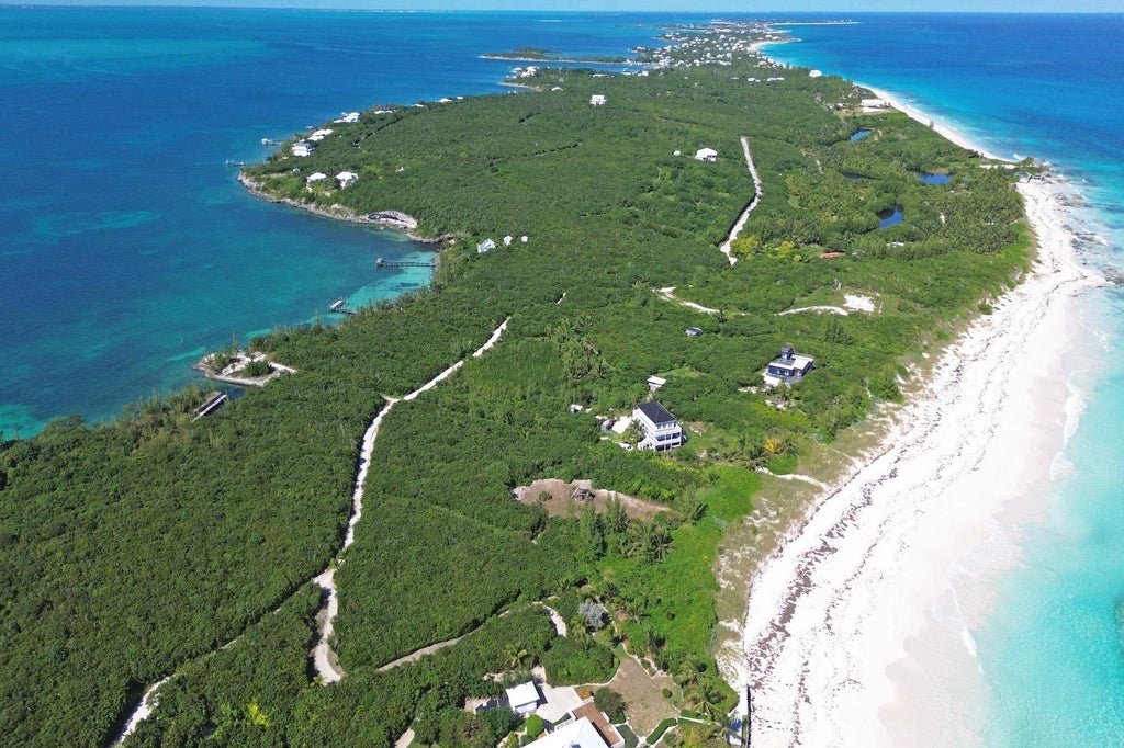 South End Beachfront, Abaco