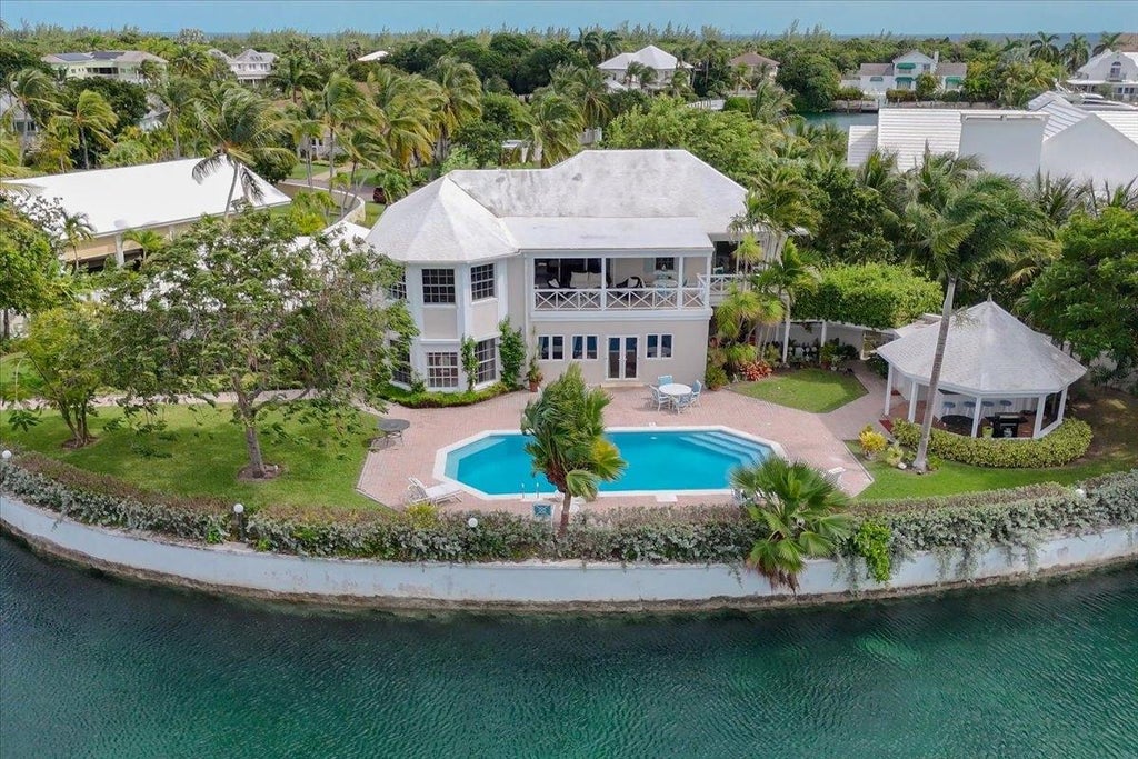 8 Port New Providence, New Providence/Paradise Island