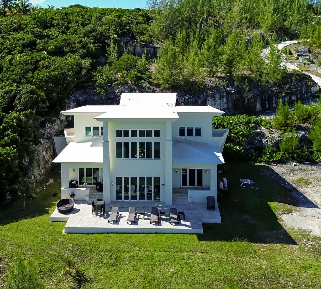 29 Sky Beach, Eleuthera