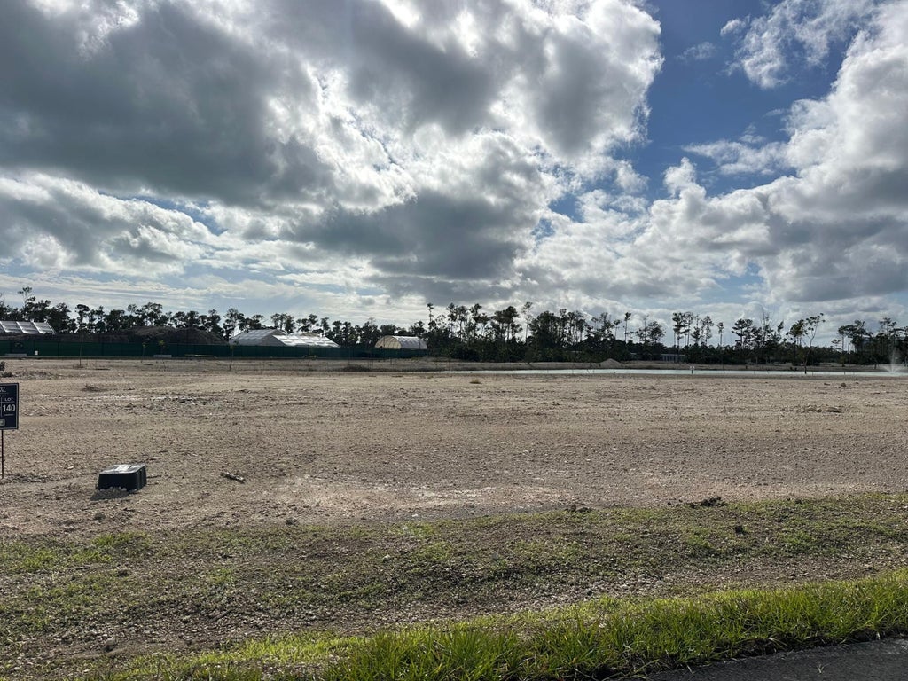 Lot 140, Windsor Lakes, New Providence/Paradise Island