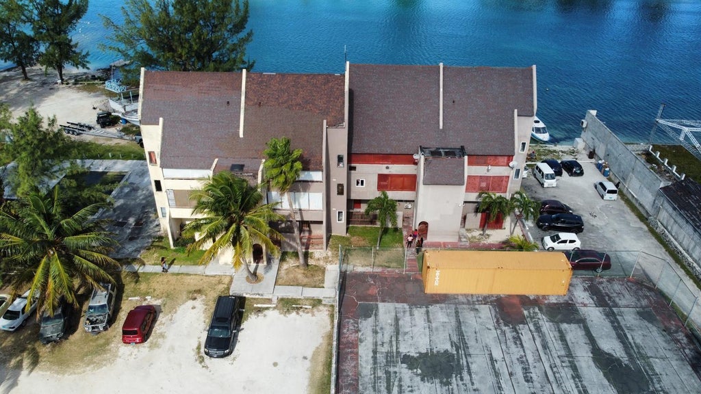 Harbour Side West, West B 12, New Providence/Paradise Island