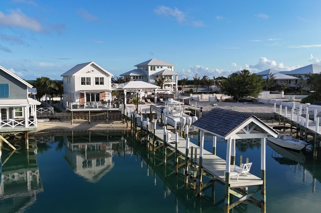 Harbour House, Abaco