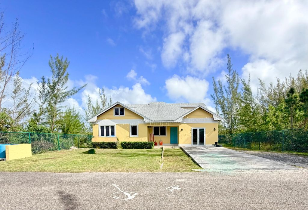 61 Sanctuary Drive, Yuma, New Providence/Paradise Island