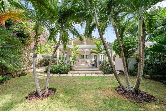 Crown Street, Eleuthera