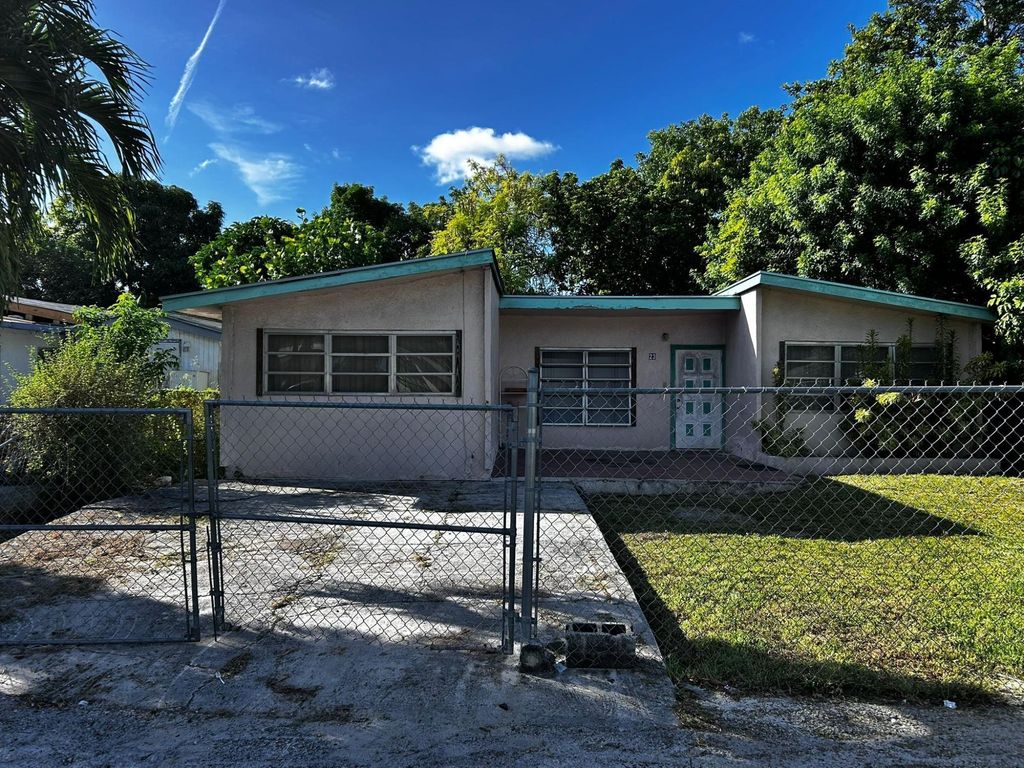 Pinewood Gardens Sub, New Providence/Paradise Island