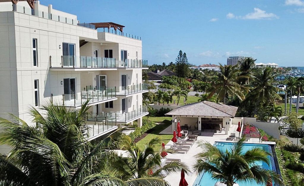 Thirty Six 203, New Providence/Paradise Island