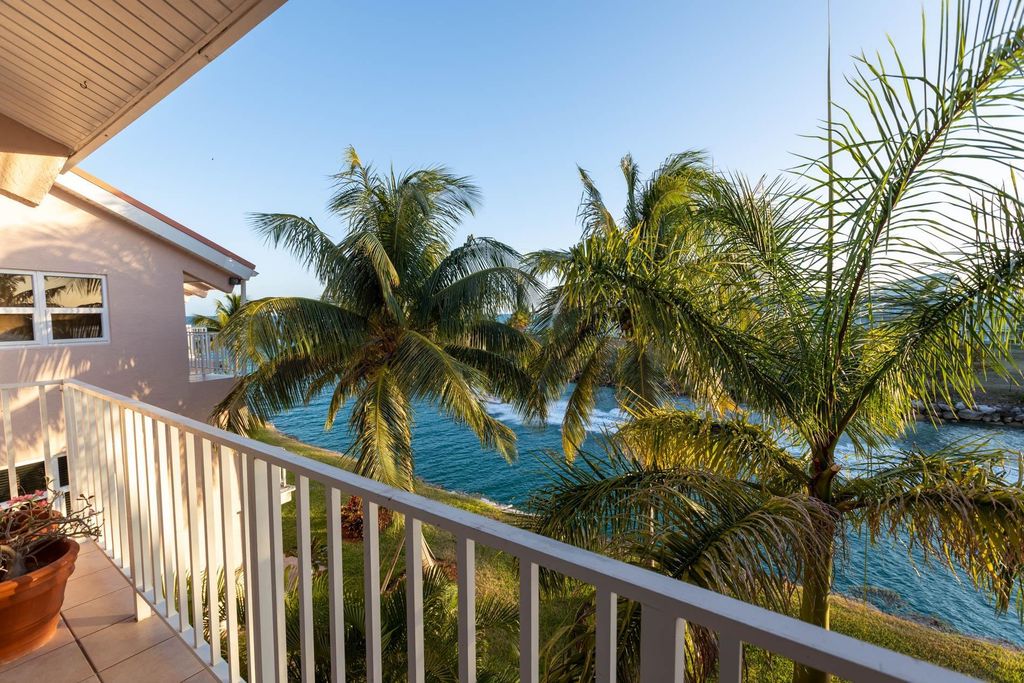 Bell Channel Club & Mar. E2, Grand Bahama/Freeport