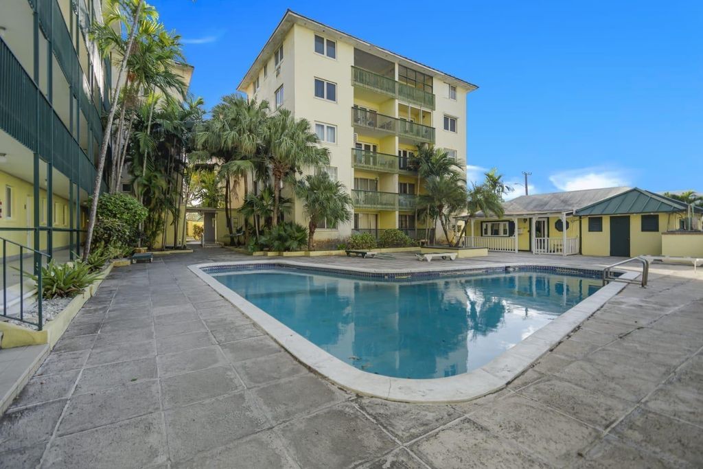 Town Court Nassau Street 43, New Providence/Paradise Island
