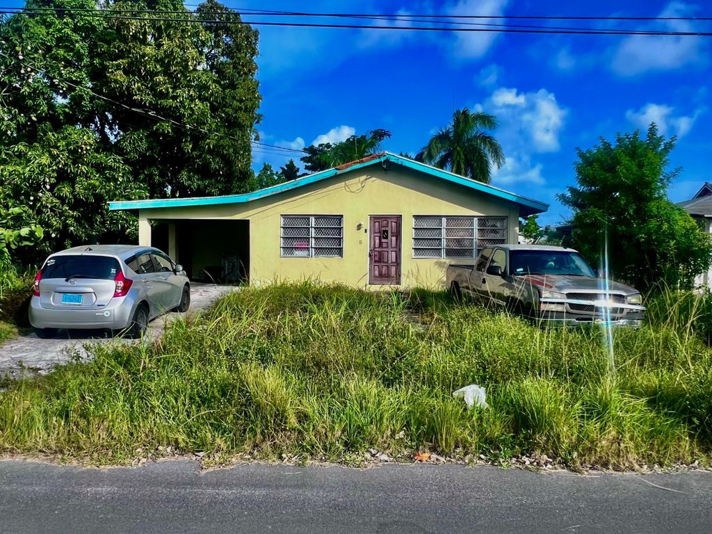 Carmichael Road Home, New Providence/Paradise Island