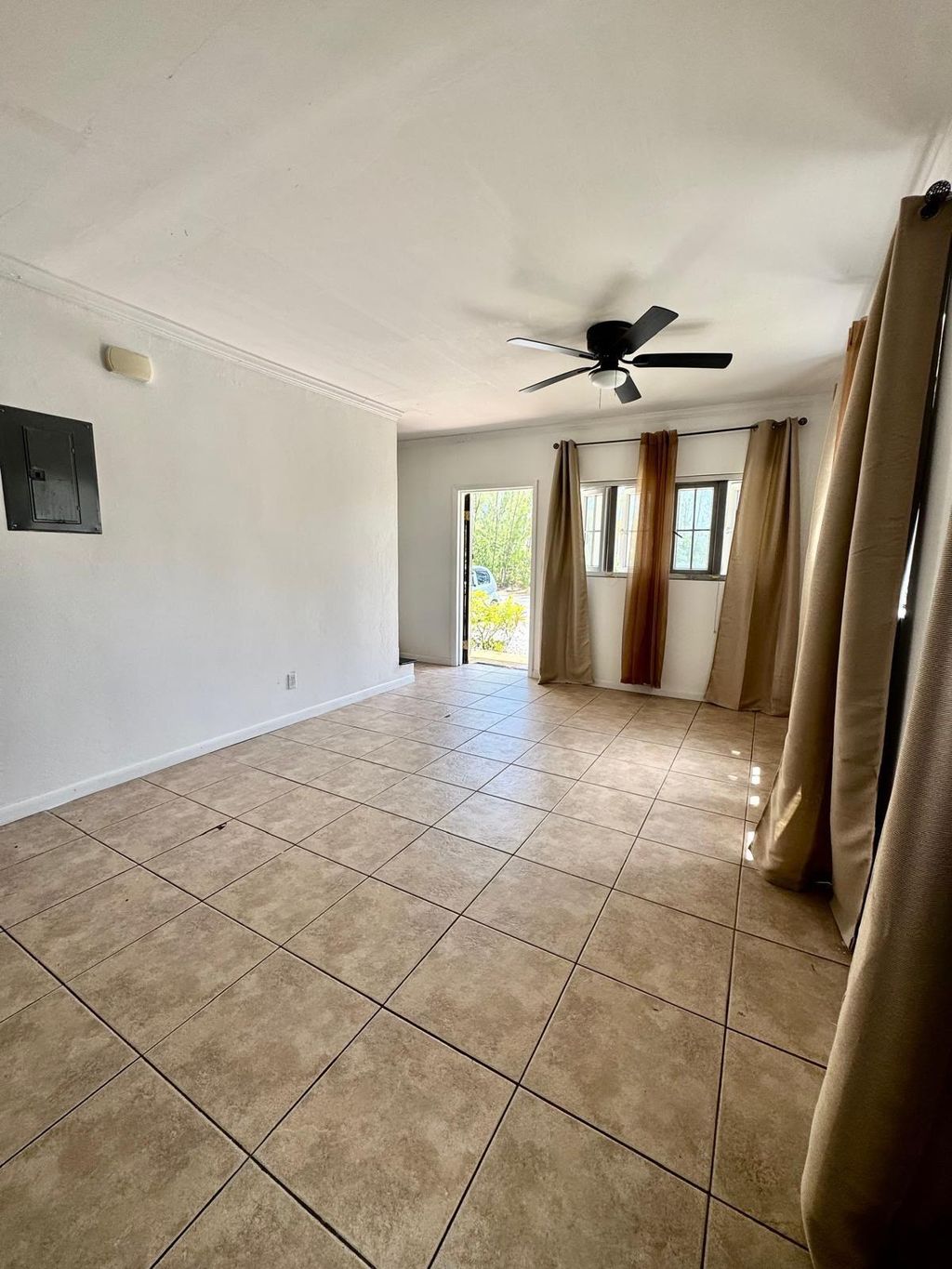 Venice Bay 1, New Providence/Paradise Island