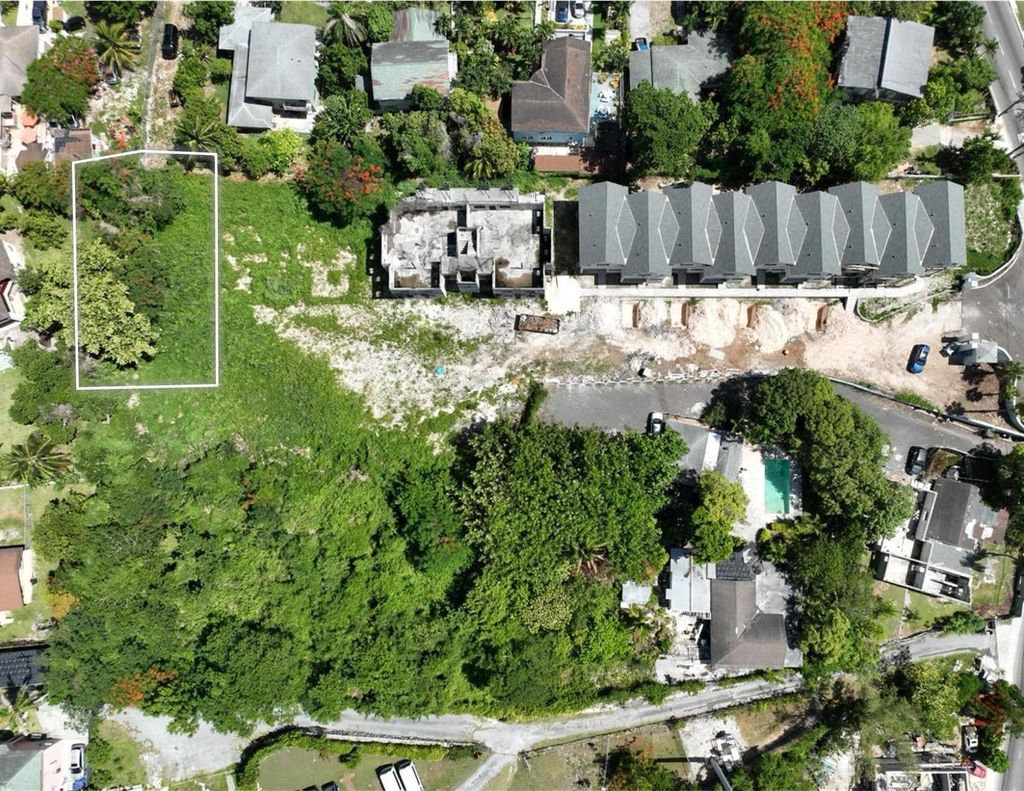 Baillou Hill Road, New Providence/Paradise Island