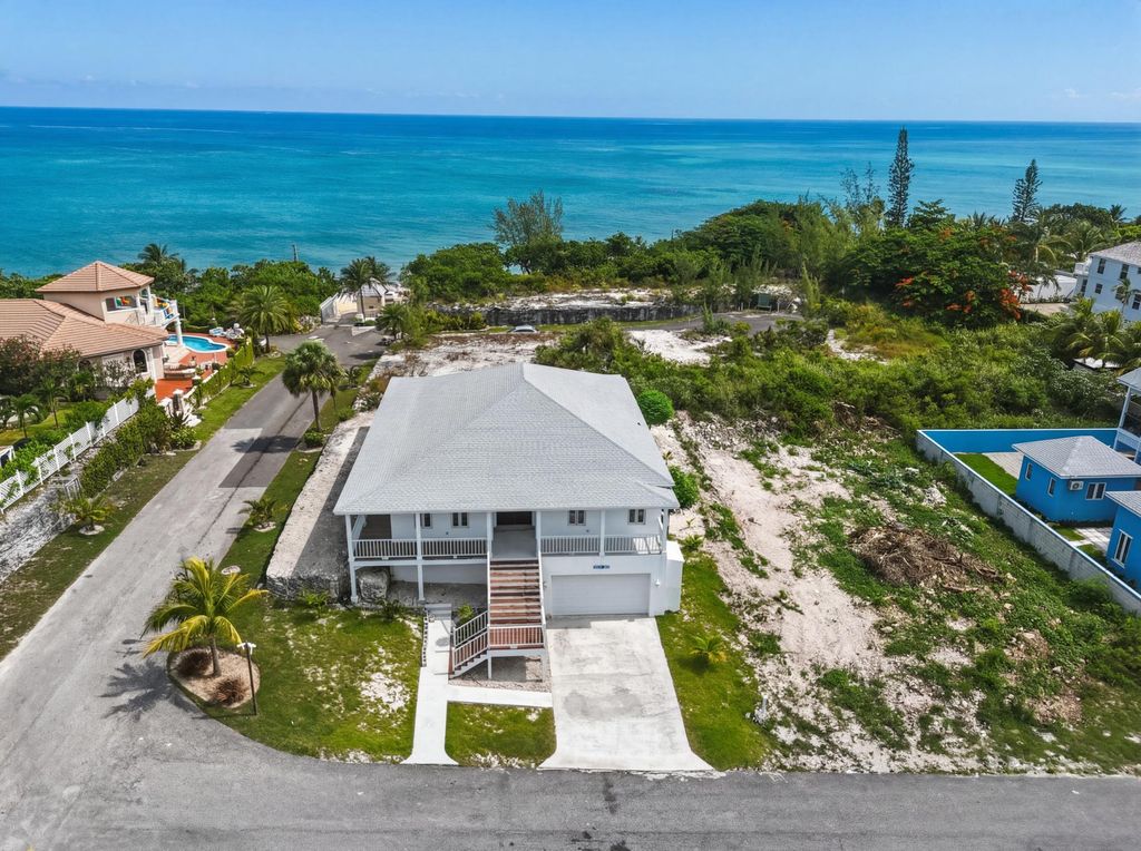 #87 Saffron Hill, New Providence/Paradise Island