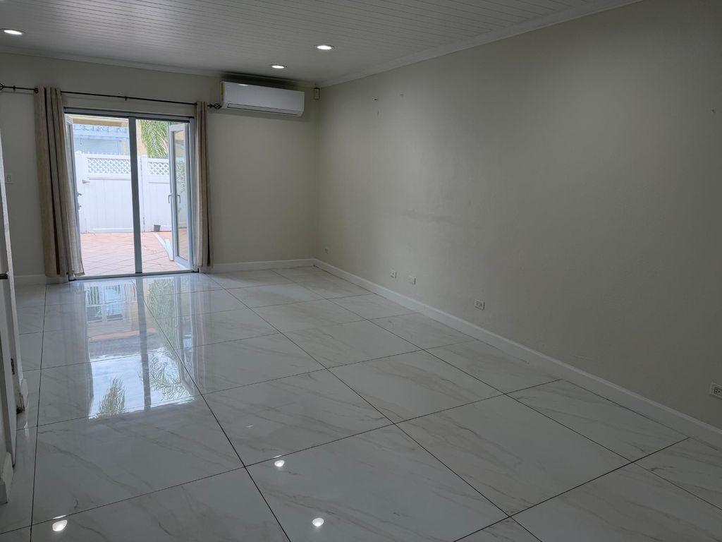 Sea View Drive 19, New Providence/Paradise Island