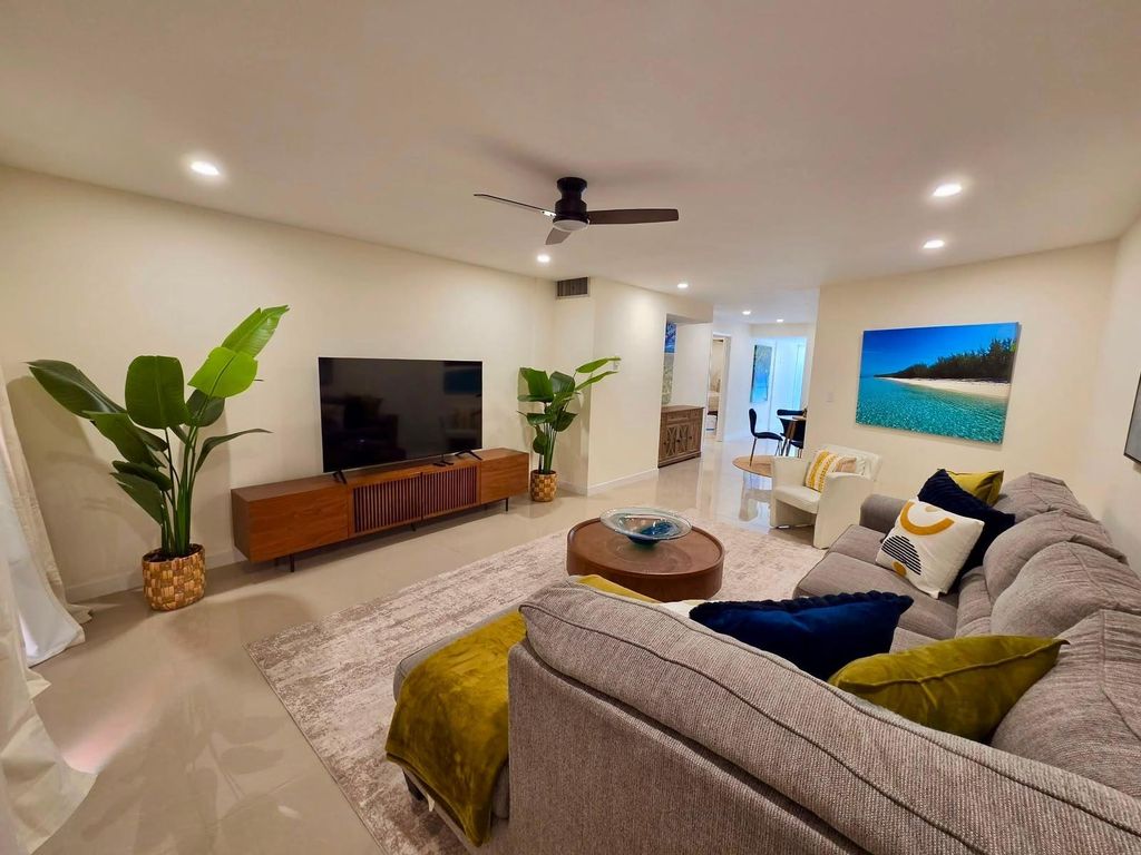 Chertsey Cable Beach 109, New Providence/Paradise Island