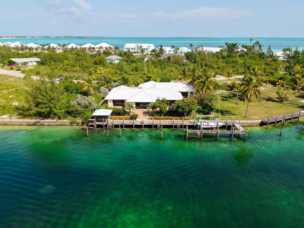 Wood House Treasure Cay, Abaco