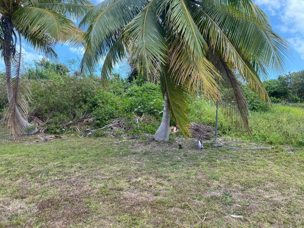 Monastery Park, New Providence/Paradise Island
