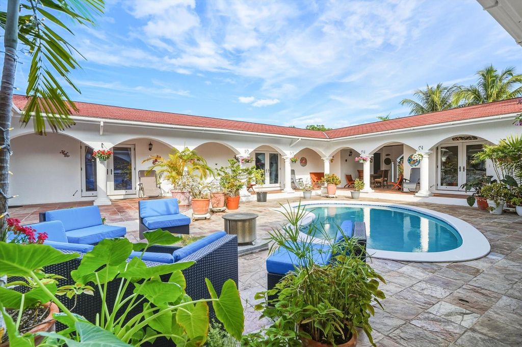 15 Pineseed Road, New Providence/Paradise Island
