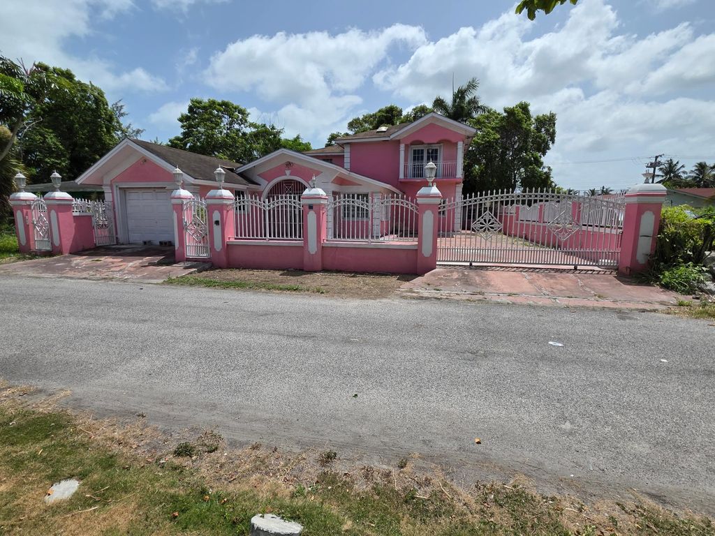 Lake Lane, Bel Air Estate, New Providence/Paradise Island