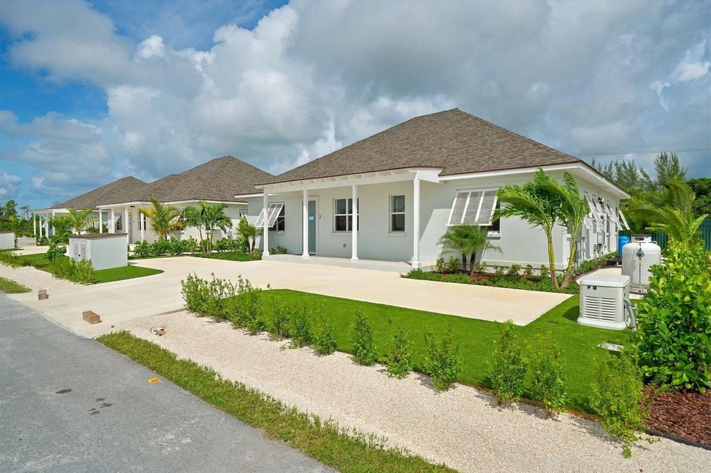 Windsor Lakes 7, New Providence/Paradise Island