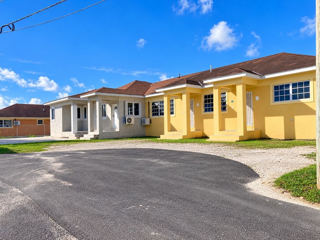 Fire Fly Close 12, New Providence/Paradise Island