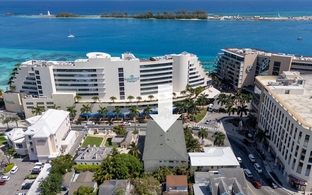 Downtown Nassau/junkanoo Beach, New Providence/Paradise Island