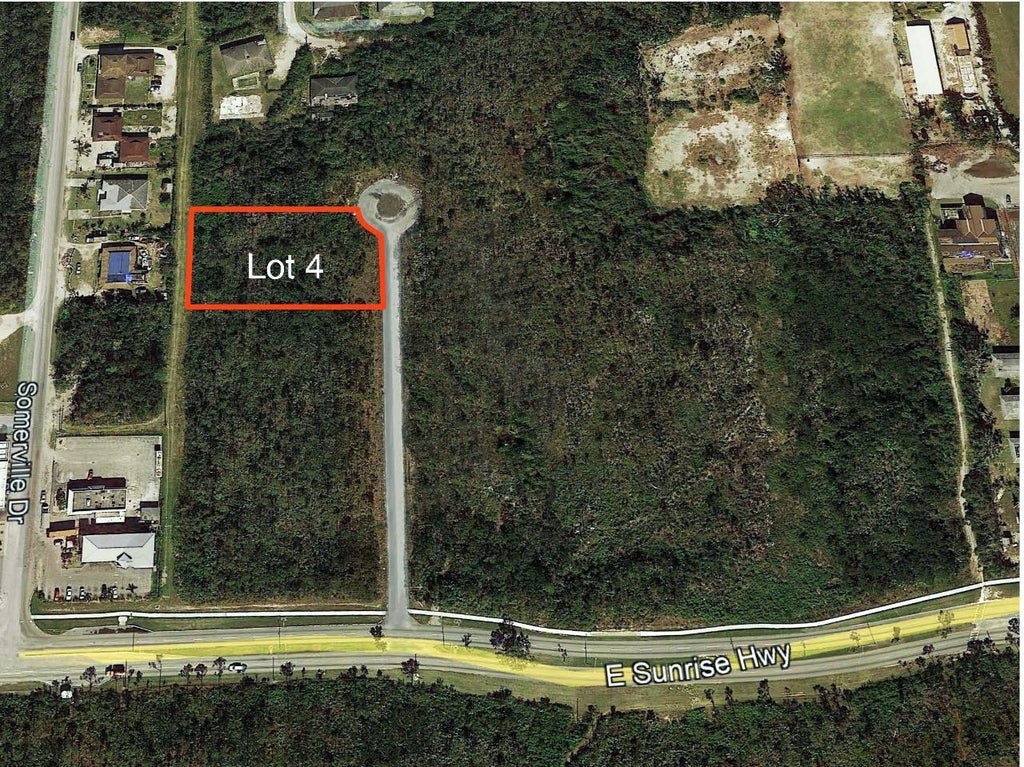 Lot 4 East Sunrise Highway, Grand Bahama/Freeport