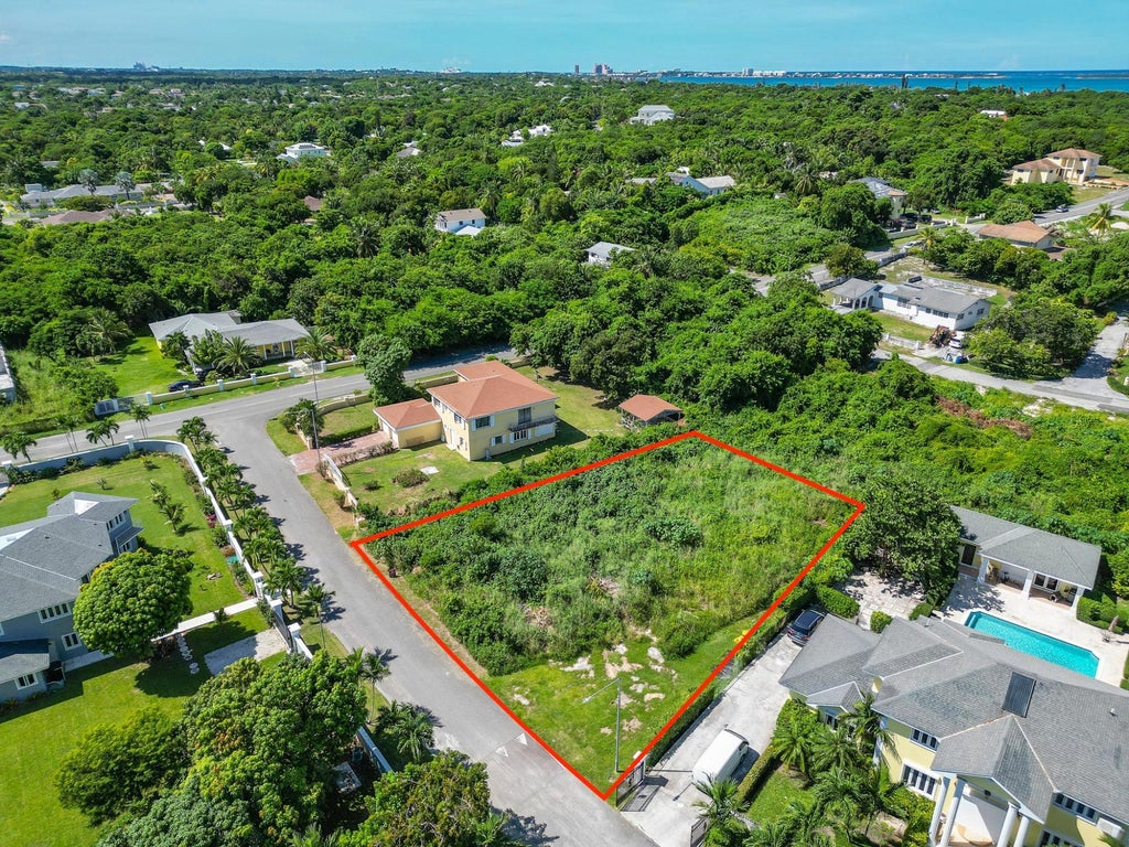 16 Broadfields Road, New Providence/Paradise Island
