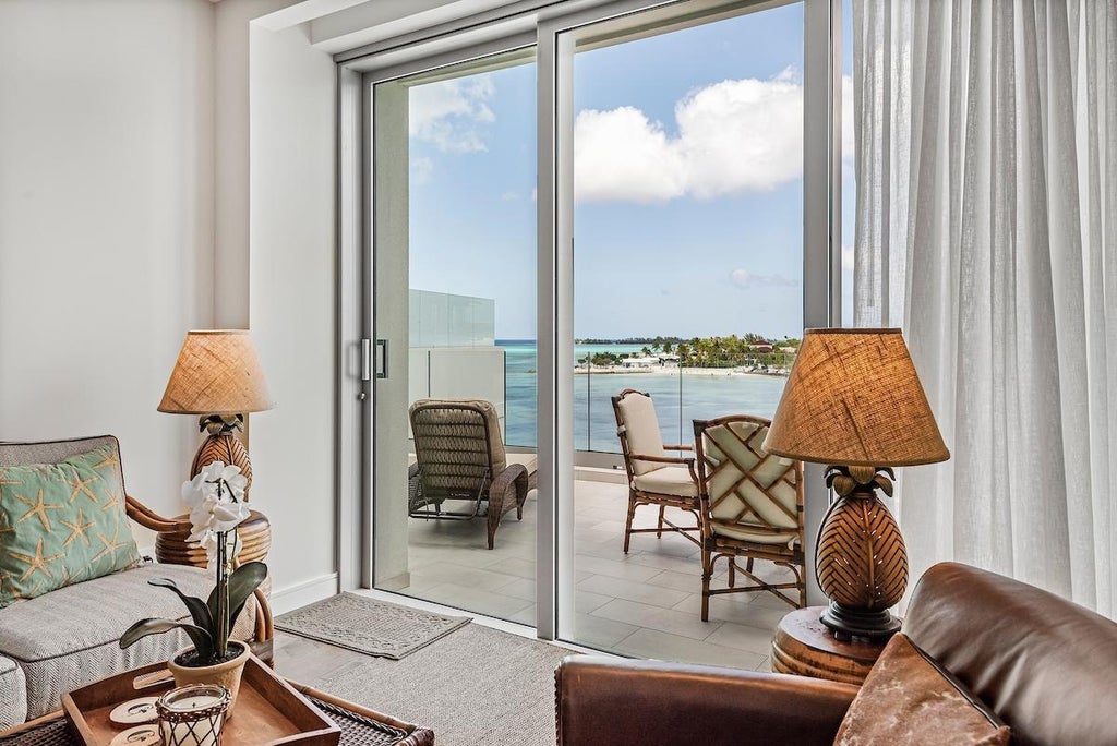 Goldwynn 428,429, New Providence/Paradise Island