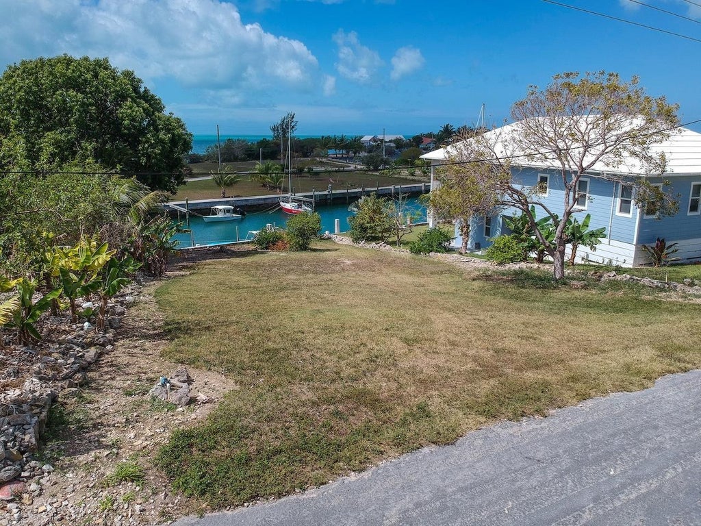 Canal Lot 11, Pelican Bay, Eleuthera