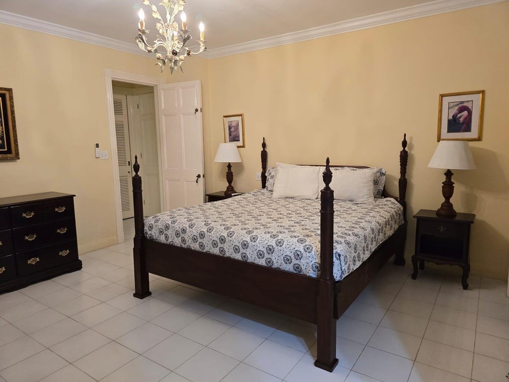 Breezes Lane 103, New Providence/Paradise Island