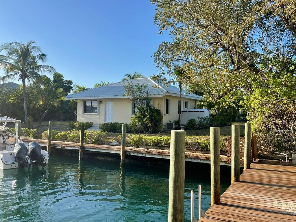 Grapling Cl. 33, Grand Bahama/Freeport