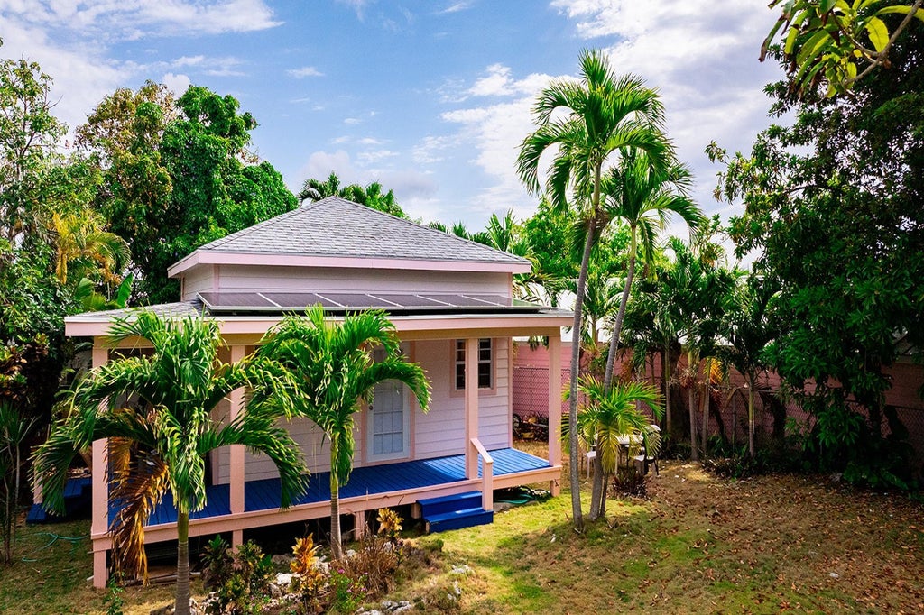 Cherokee Dream, Abaco