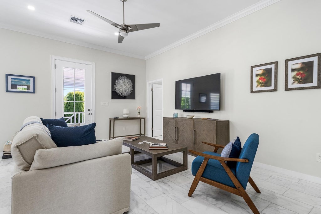 Anchorage 14b, New Providence/Paradise Island