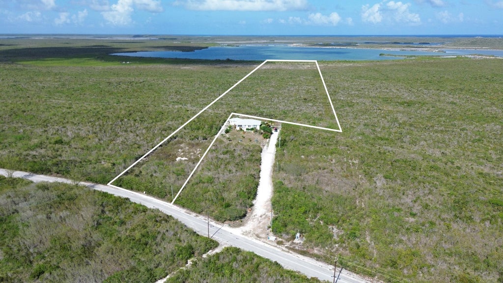 Queens Hwy, San Salvador