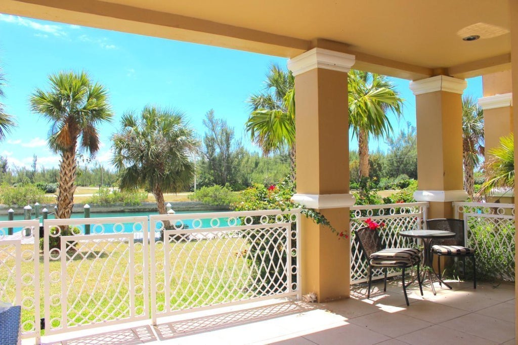 Suffolk Court Condominium 104 Bimini, Grand Bahama/Freeport