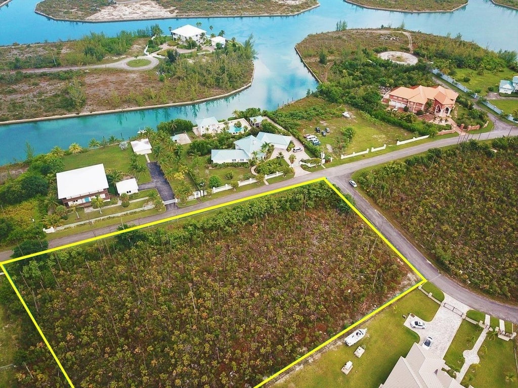 4 Bahamas Drive, Freeport, Grand Bahama/Freeport