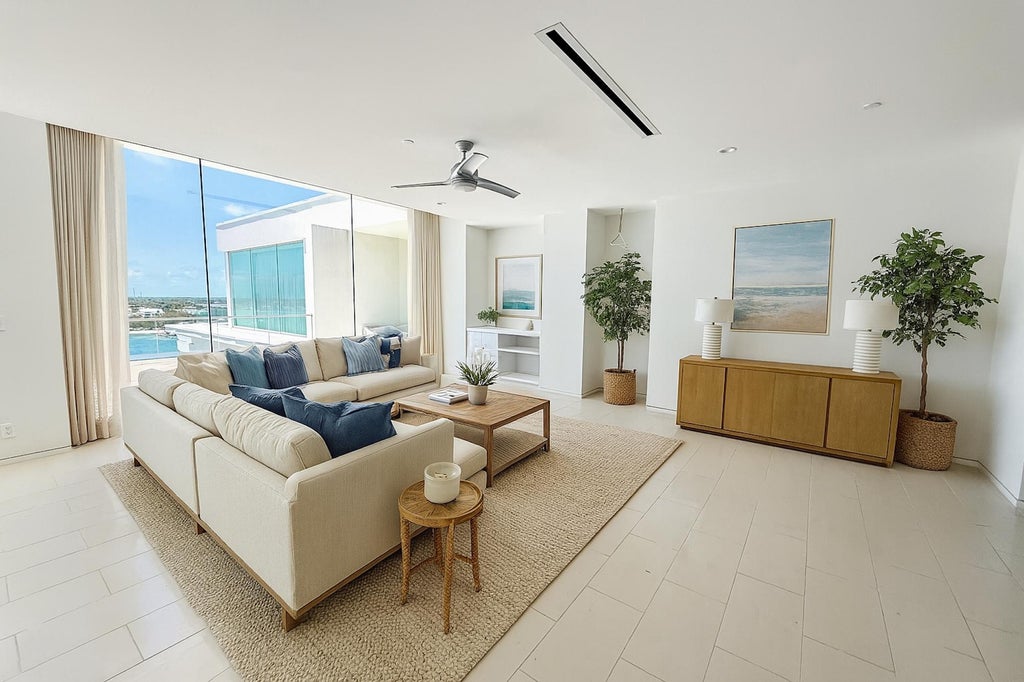 One Ocean 907, New Providence/Paradise Island