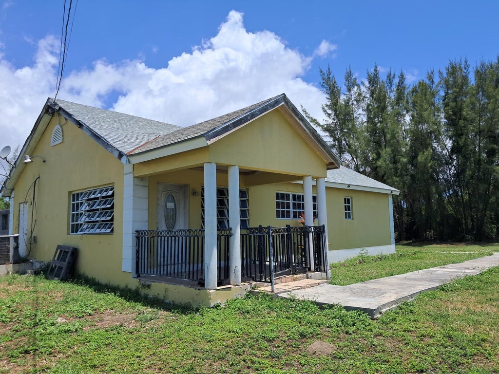 Marshall Road, New Providence/Paradise Island