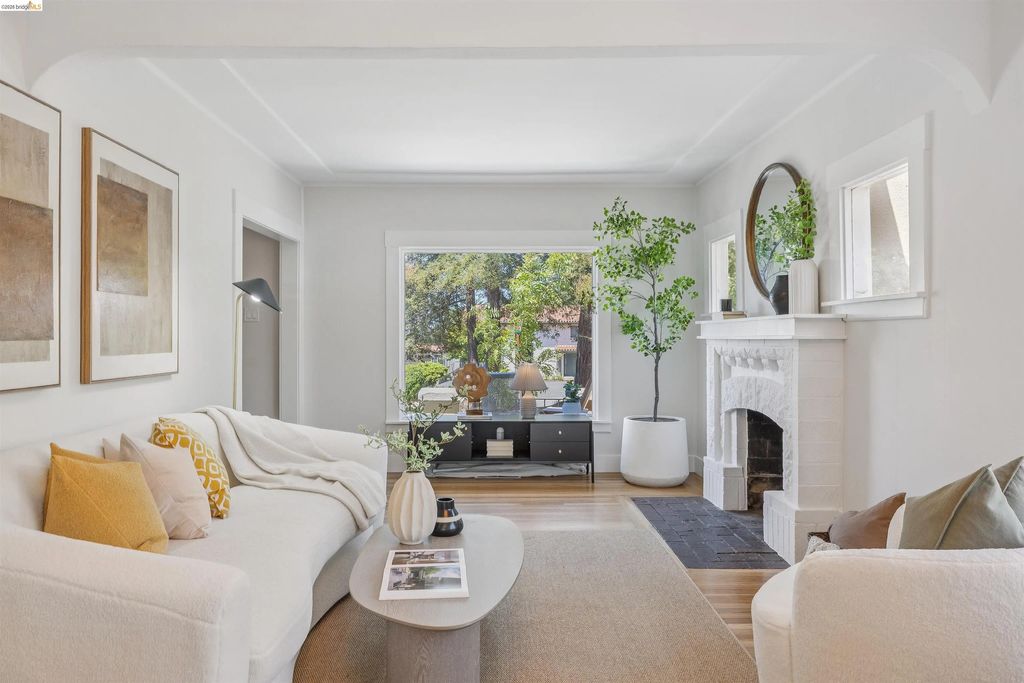 3714 High St, Oakland