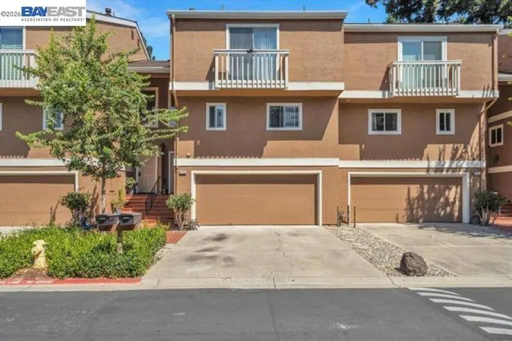 37946 Bright Cmn, Fremont
