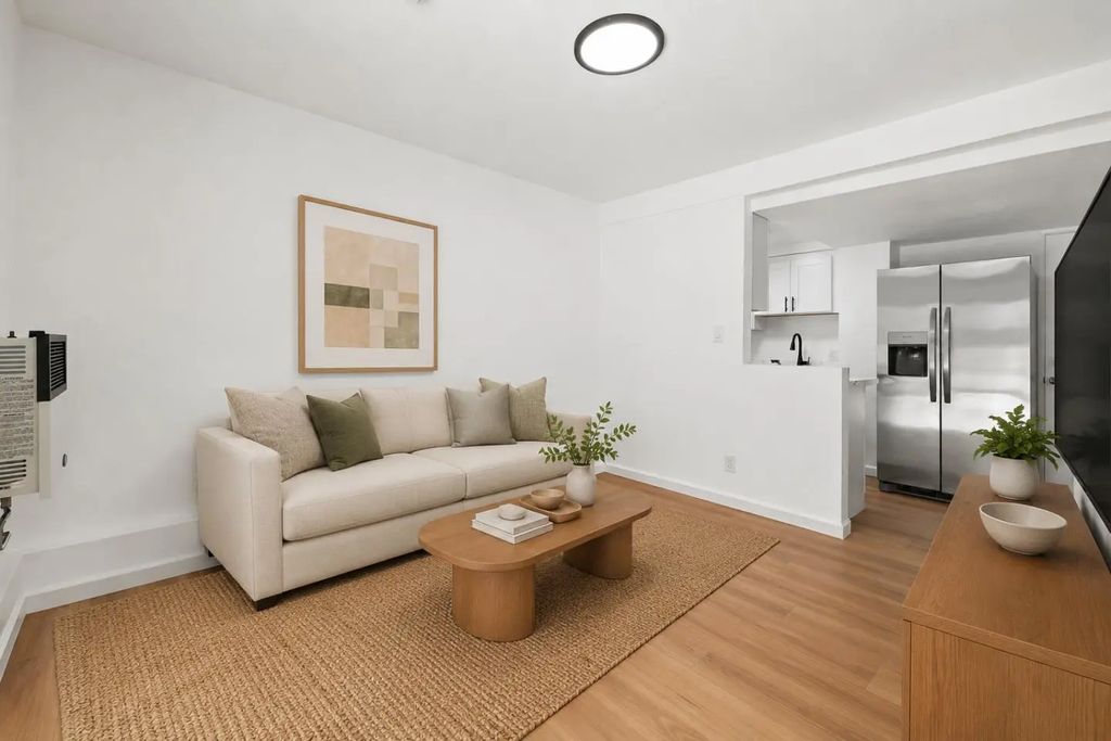 64 Lycett Circle, Daly City