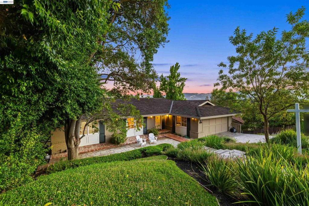25 Pulido Ct, Danville