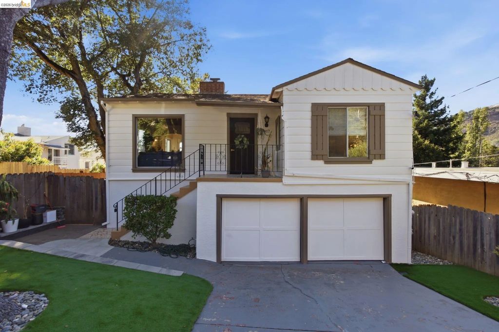 3917 Columbian Dr, Oakland